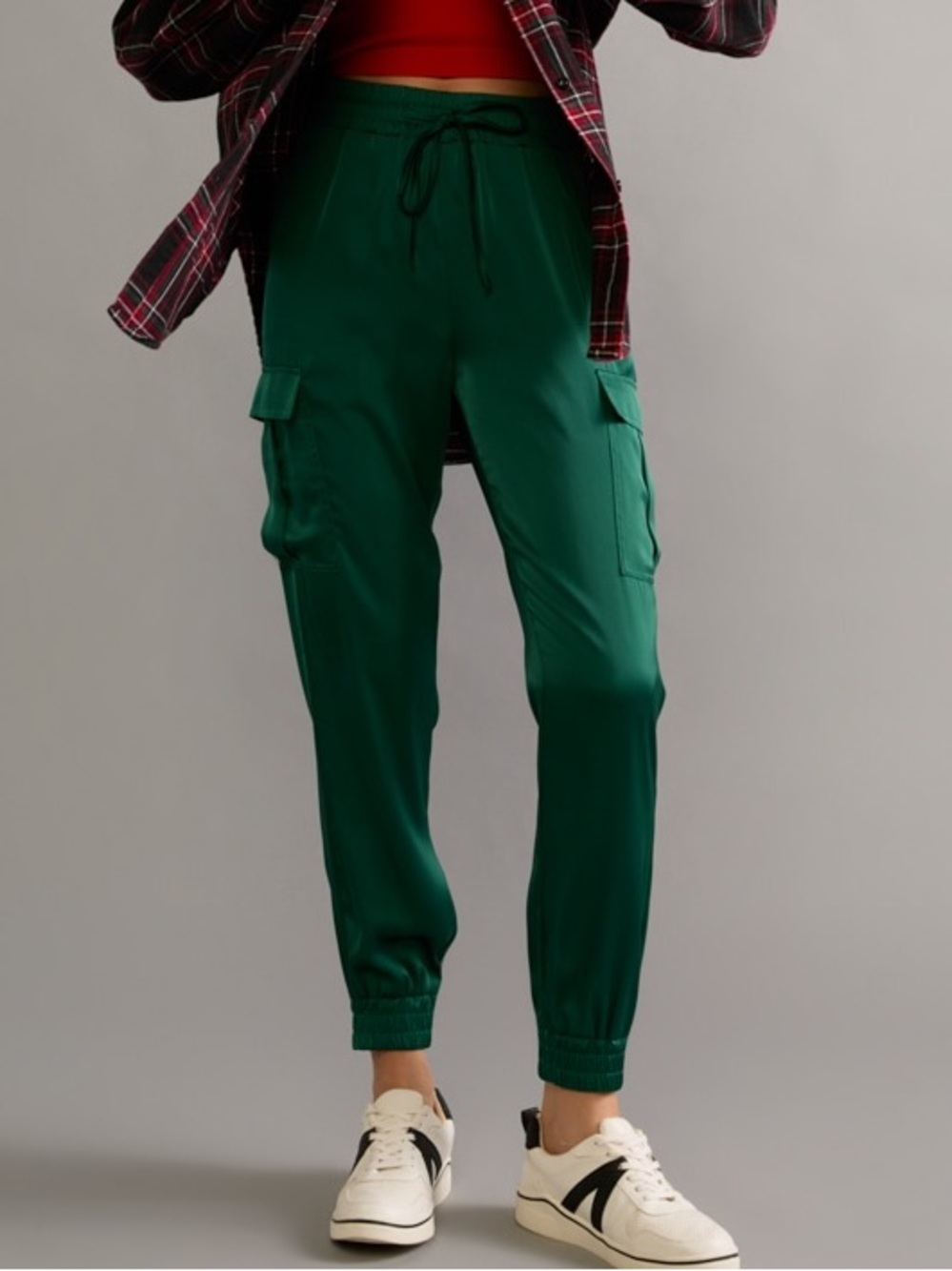 Francesca's Collections Dark Green Cargo Joggers